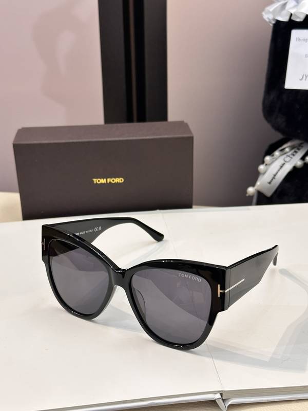 Tom Ford Sunglasses Top Quality TOS01329